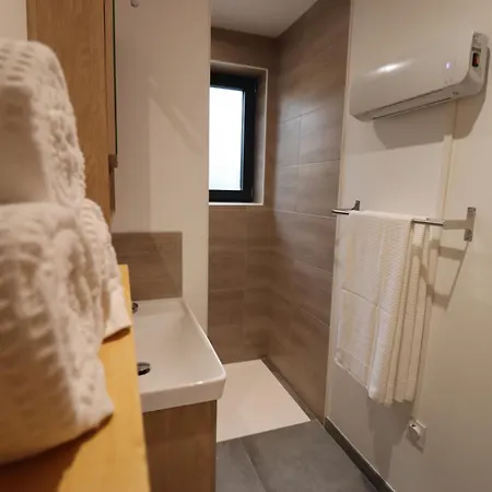 Apartment Lelie *